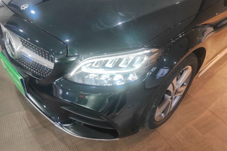 奔驰C级 2021款 C 260 L 运动版局部细节36