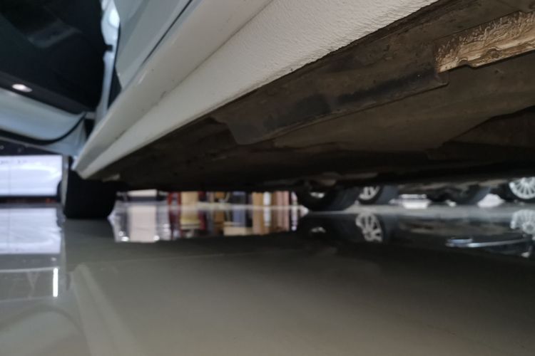 奥迪A4L 2019款 40 TFSI 时尚型 国VI局部细节9002