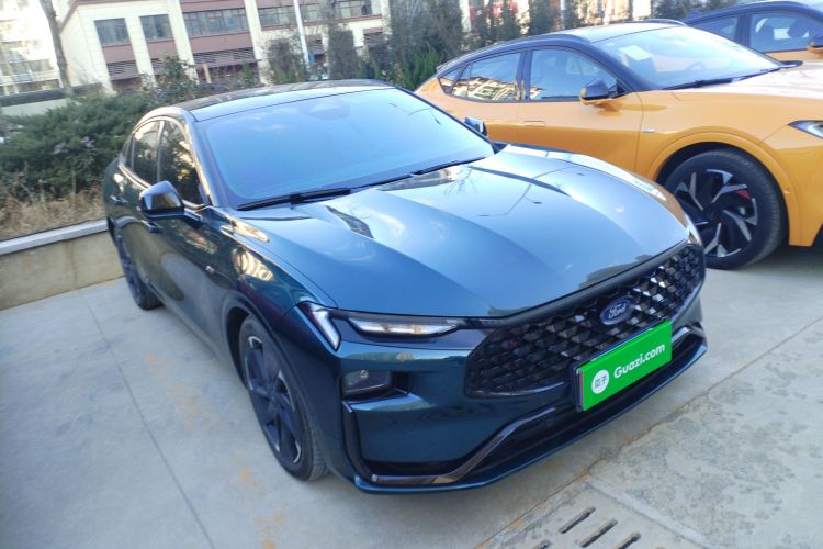 福特 蒙迪欧 2023款 1.5T E-混动 ST-Line车身外观3