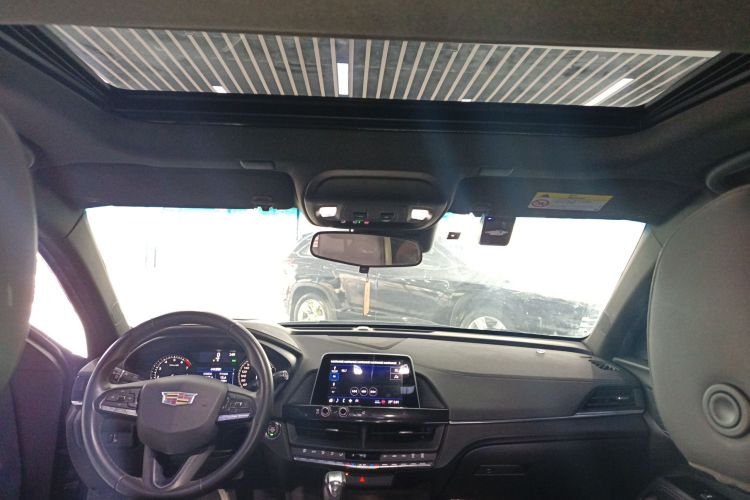 凯迪拉克CT4 2020款 28T 时尚型中控内饰22