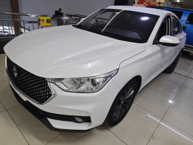 宝骏RC-6 2019款 1.5T CVT 24小时在线精英型