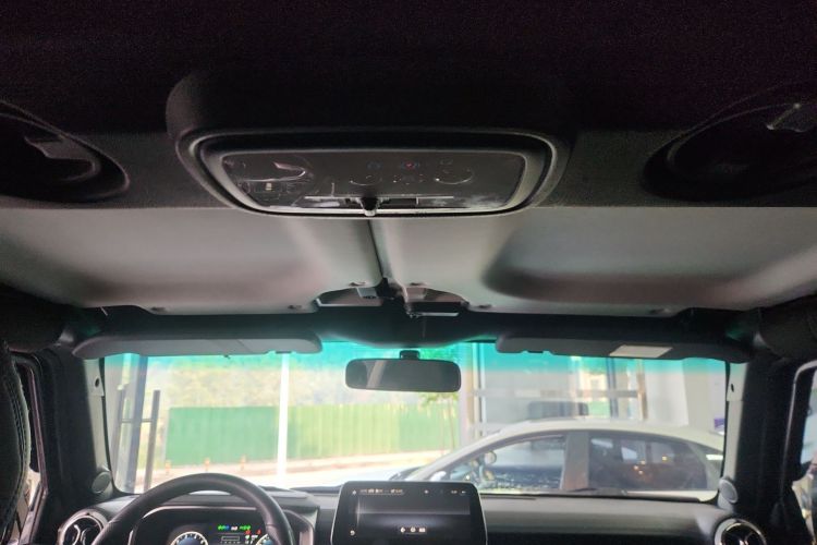 北京BJ40 2018款 PLUS 2.0T 自动四驱城市猎人版中控内饰22