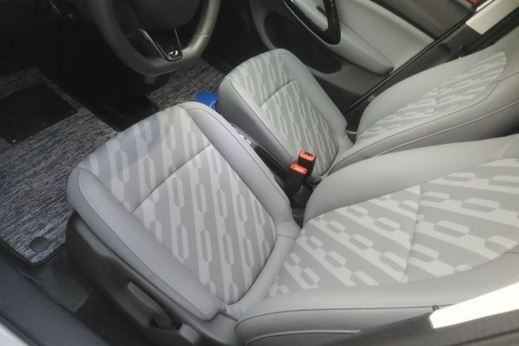 零跑汽车 零跑T03 2025款 310舒享版中控内饰19