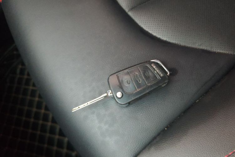 纳智捷 U5 SUV 2017款 1.6L 手动骑士版中控内饰11