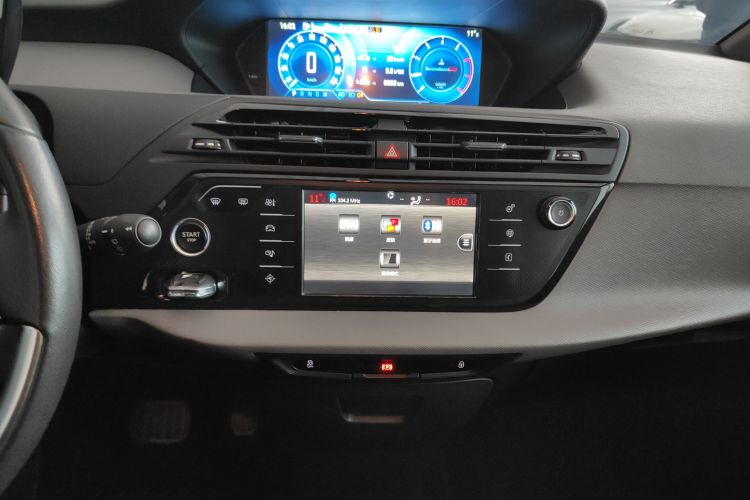 雪铁龙 C4 PICASSO 2015款 1.6T 时尚型 5座中控内饰16