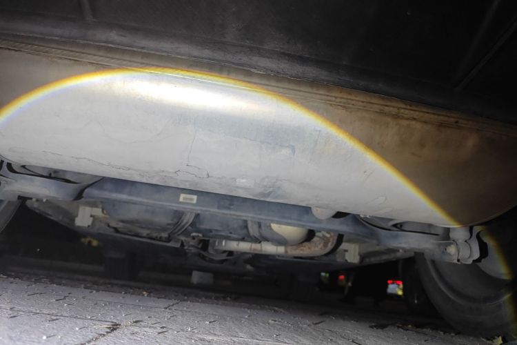 吉利汽车 缤越 2019款 运动款 260T DCT Battle 国V局部细节9008