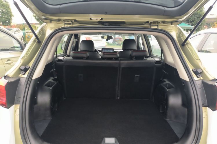 长安CS75 2018款 280T 自动精智型 国V机舱底盘23