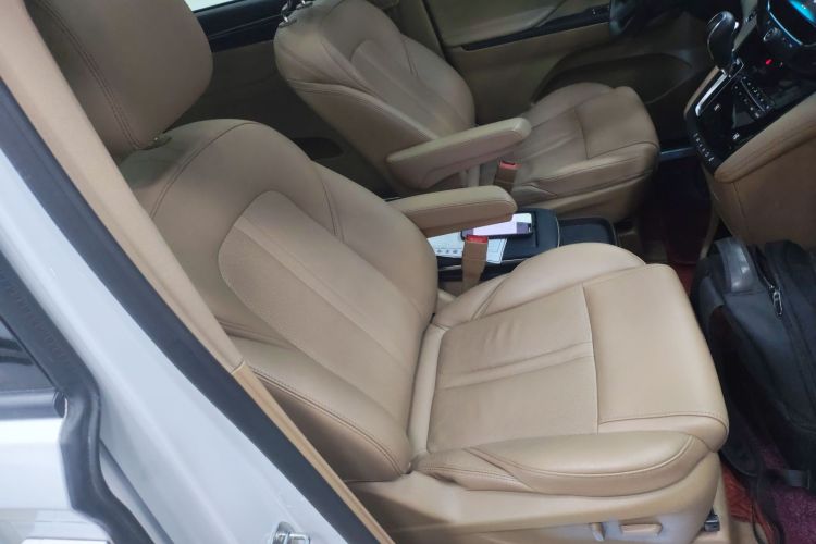 别克GL8 2018款 ES 28T 豪华型 国VI局部细节41