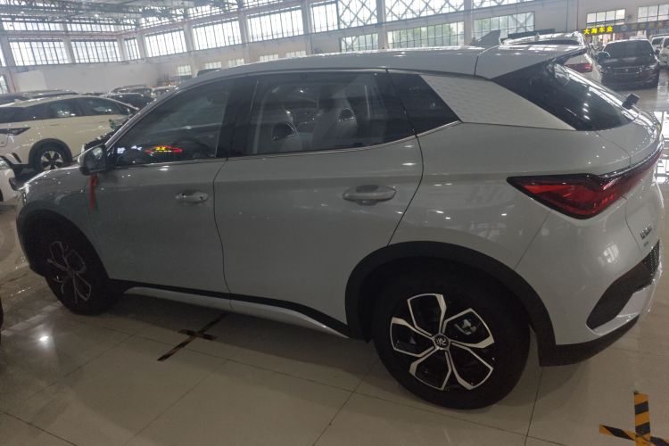 比亚迪 元PLUS 2024款 荣耀版 430KM 领先型车身外观6003