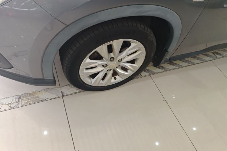 雪佛兰 沃兰多 2018款 530T 自动劲享版（5+2款） 国V车身外观6007