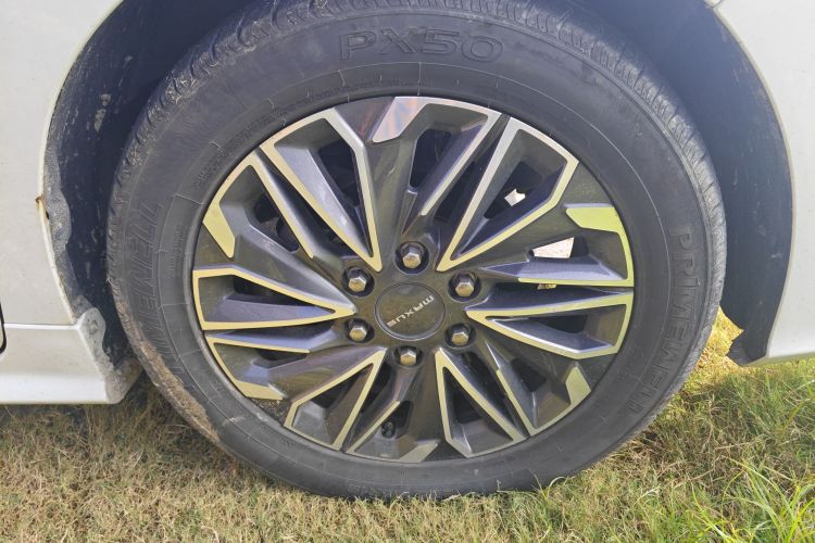 上汽大通MAXUS 大通G20 2020款 2.0T 汽油自动豪华行政版车身外观6007