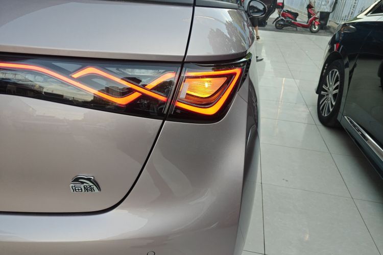 比亚迪 海豚 2021款 405km 时尚版车身外观6006