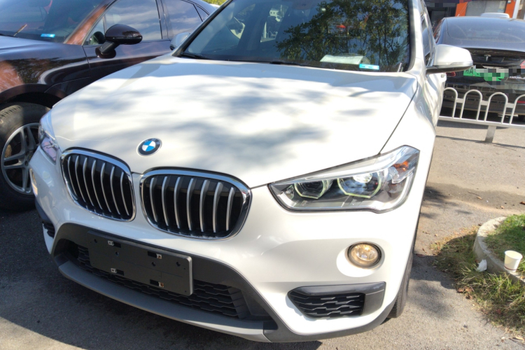 宝马X1 2018款 sDrive20Li 领先型车身外观2