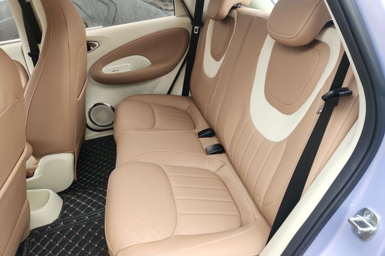 五菱汽车 五菱缤果 2025款 333km 灵犀互联款中控内饰21