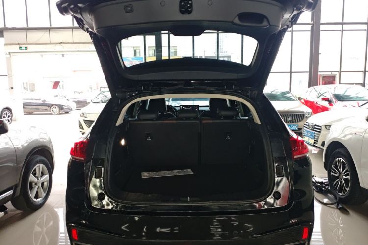 魏牌 VV5 2020款 1.5T 两驱智先锋机舱底盘23