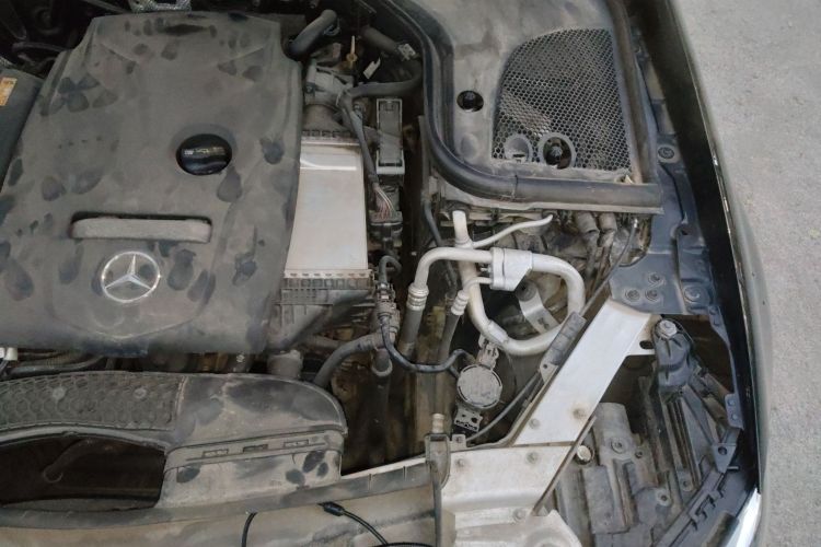 奔驰E级 2017款 E 300 L 运动豪华型局部细节9007