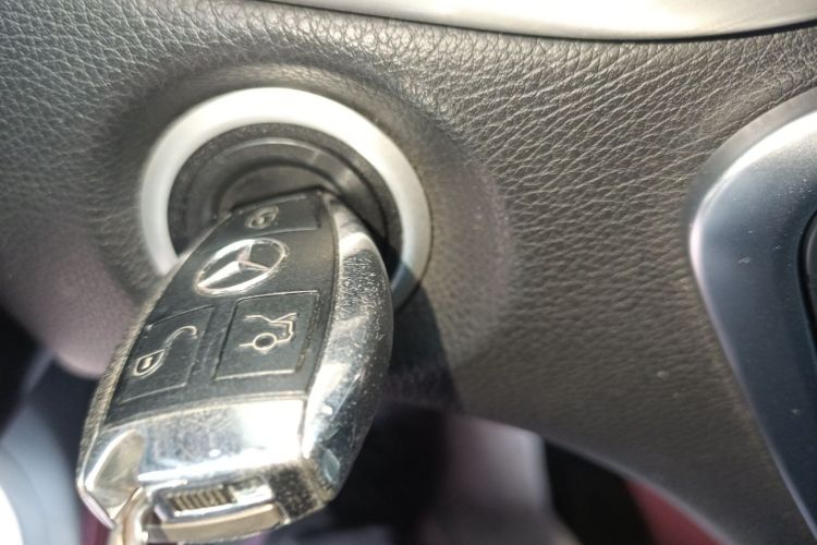 奔驰CLA 2015款 CLA 220 4MATIC中控内饰11