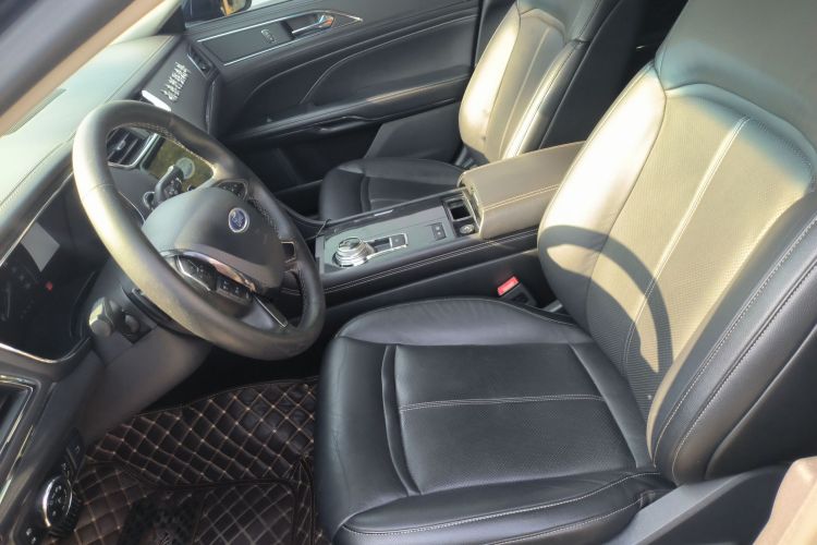 福特 金牛座 2017款 EcoBoost 245 时尚型中控内饰19