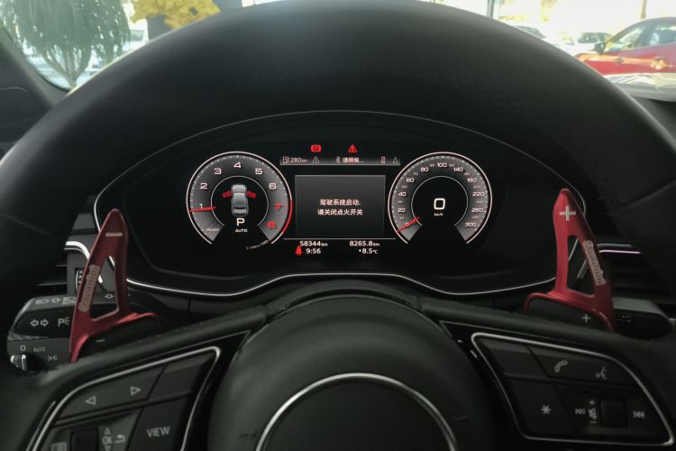 奥迪A4L 2022款 45 TFSI quattro 臻选动感型中控内饰14