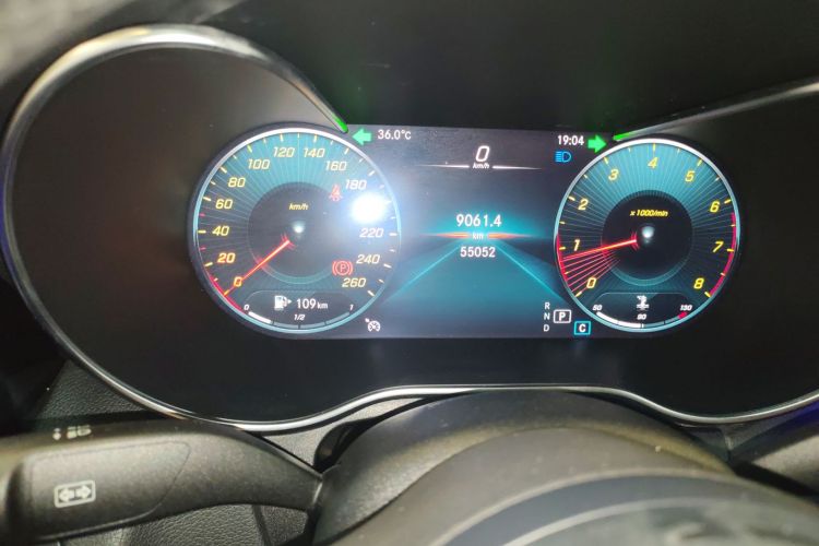 奔驰C级 2021款 C 200 L 时尚型运动版中控内饰14