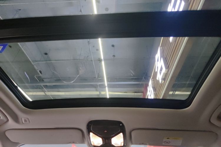 宝马X3 2023款 改款 xDrive30i 领先型 M曜夜套装中控内饰22