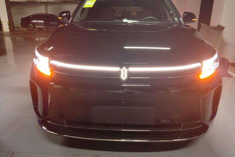 鸿蒙智行 问界M7 2024款 1.5T 智驾后驱Pro版 5座车身外观2