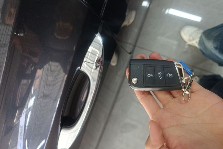 大众 宝来 2023款 200TSI DSG悦行版中控内饰7001