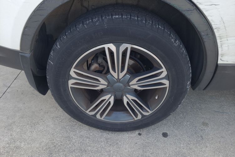 猎豹汽车 猎豹CS10 2017款 1.5T CVT尊贵型车身外观6008