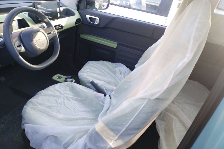 吉利银河 2024款 熊猫mini 200km 耐力熊中控内饰19