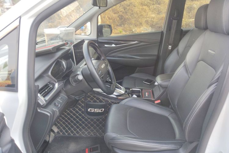 上汽大通MAXUS 大通G50 2019款 1.5T 首发款自动豪华版 6座局部细节19