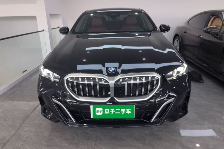 宝马5系 2024款 530Li 领先型 M运动套装车身外观6001