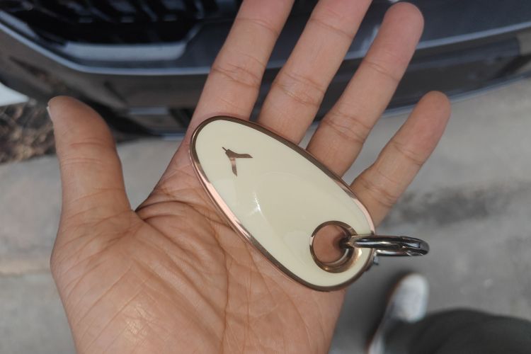 岚图汽车 岚图FREE 2025款 318 259km 四驱探索版中控内饰11