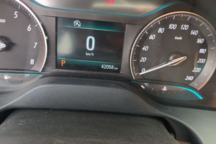 别克 英朗 2016款 15N 自动精英型中控内饰15