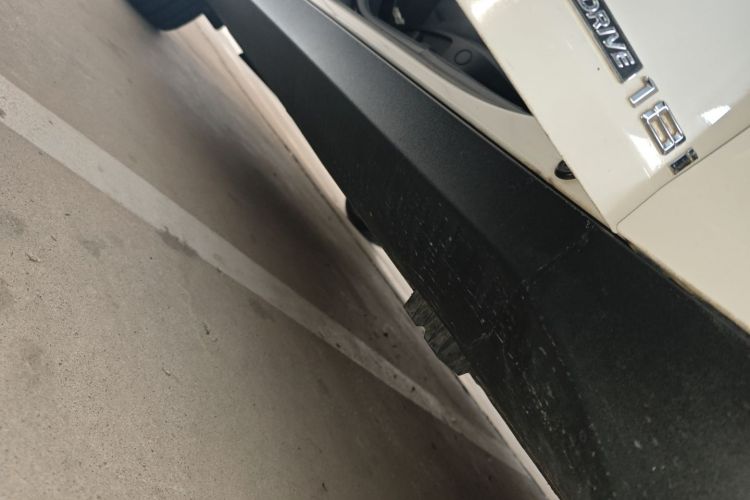 宝马X1 2014款 sDrive18i 领先型局部细节9001