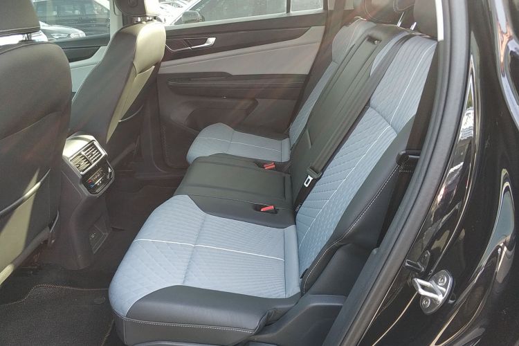 大众 途昂 2022款 380TSI 四驱豪华版中控内饰7004