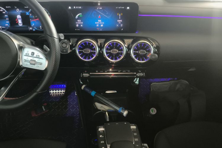 奔驰CLA 2022款 改款 CLA 200局部细节16