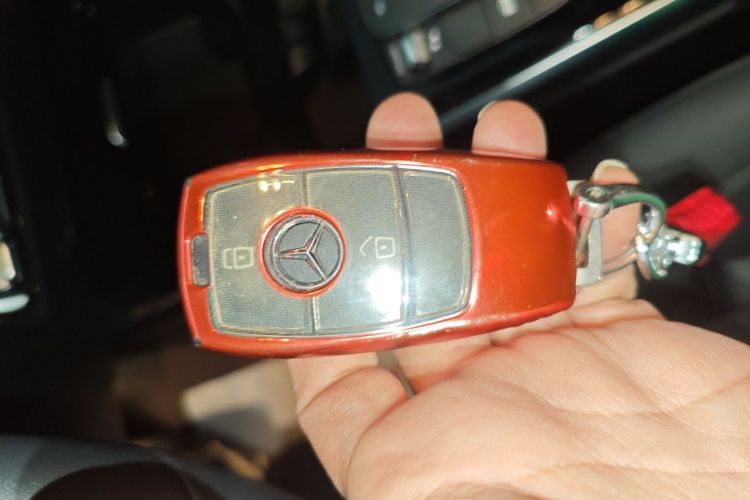 奔驰GLA 2023款 改款 GLA 200中控内饰11