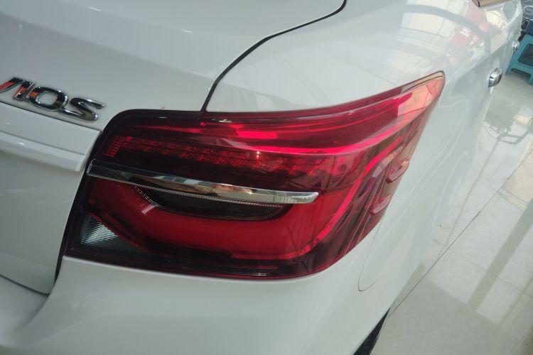 丰田 威驰 2022款 1.5L 20周年纪念版车身外观6006