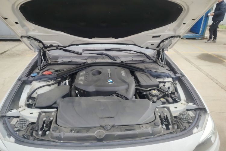 宝马3系GT 2018款 320i 时尚型局部细节24