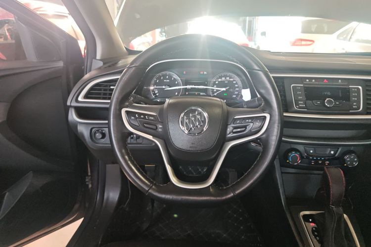 别克 英朗 2018款 18T 自动精英型局部细节13