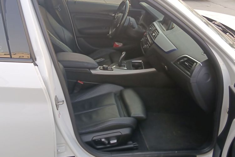 宝马1系(进口) 2018款 120i M运动套装局部细节41