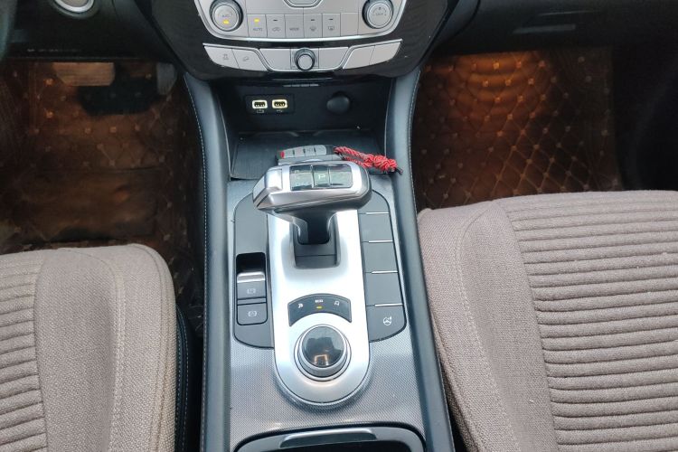 长城 炮 2019款 2.0T自动汽油两驱舒适版GW4C20B局部细节18