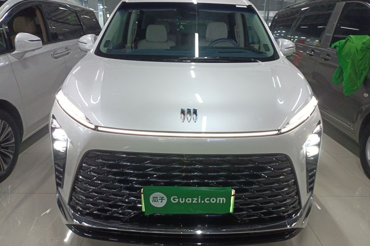 别克GL8新能源 2024款 陆尊 奢享版 6座车身外观2