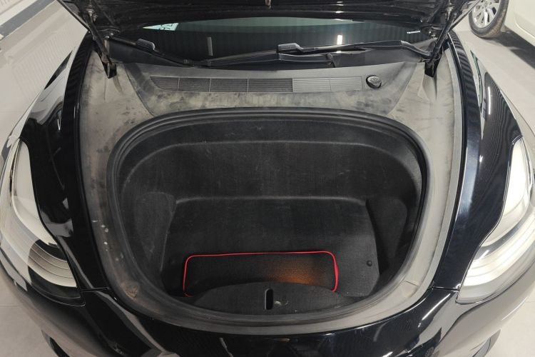 特斯拉 Model 3 2019款 标准续航后驱升级版机舱底盘24