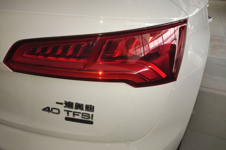 奥迪Q5L 2020款 改款 40 TFSI 荣享时尚型车身外观9