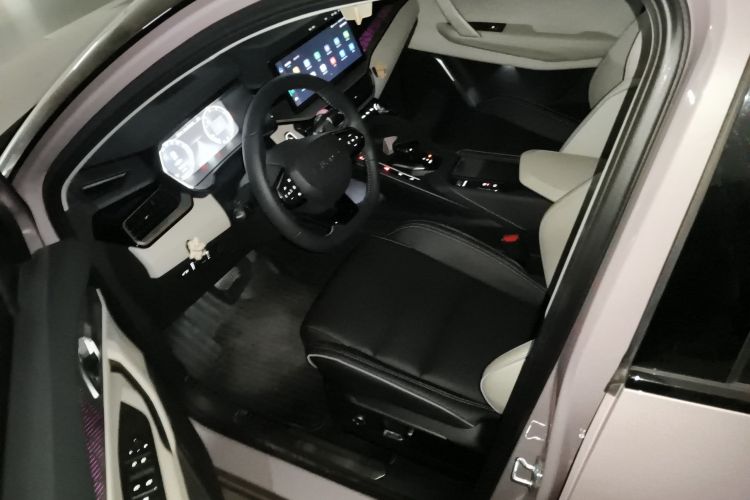 领克06 2023款 Remix 1.5T Shero中控内饰19