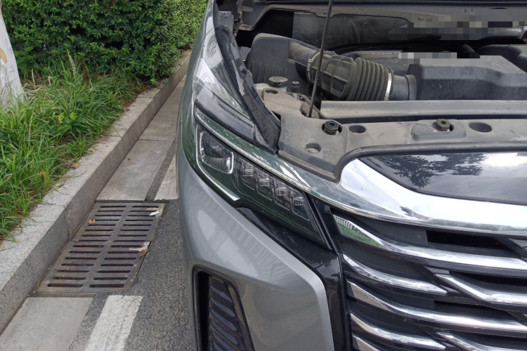 别克GL8 2023款 陆上公务舱 舒适型车身外观6006