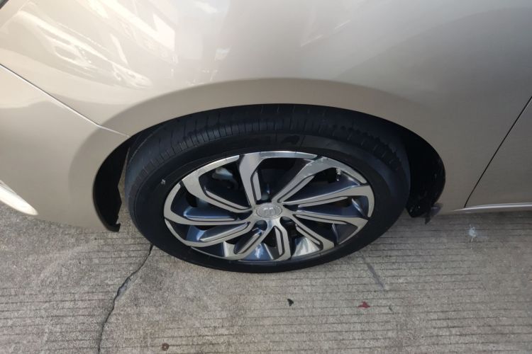 吉利汽车 帝豪GL 2021款 UP 1.4T CVT领曜型车身外观6001