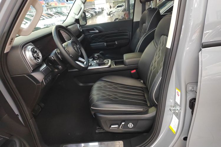 坦克300 2023款 越野版 2.0T 挑战者中控内饰19