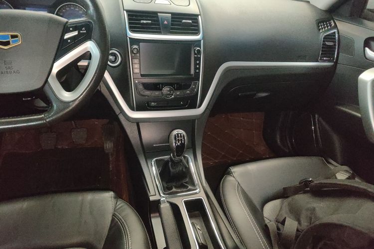 吉利汽车 帝豪 2016款 三厢 1.5L 手动向上版中控内饰16